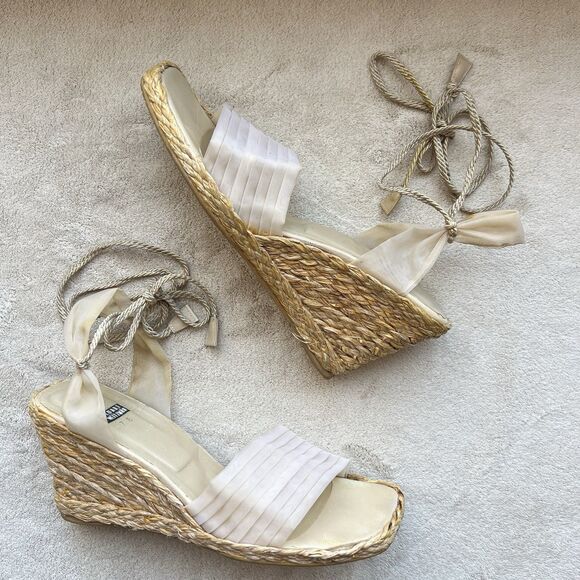Stuart Weitzman Cream Organza Mesh Wedge Heel Sandals Women 7 Ankle Strap Laces - Picture 1 of 16